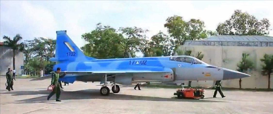 小国研发的战斗机,小国装备