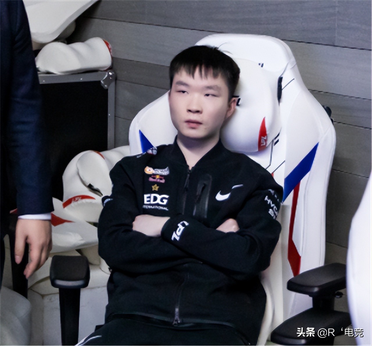 edg上单korol为什么被雪藏,edg转会期最新爆料doinb