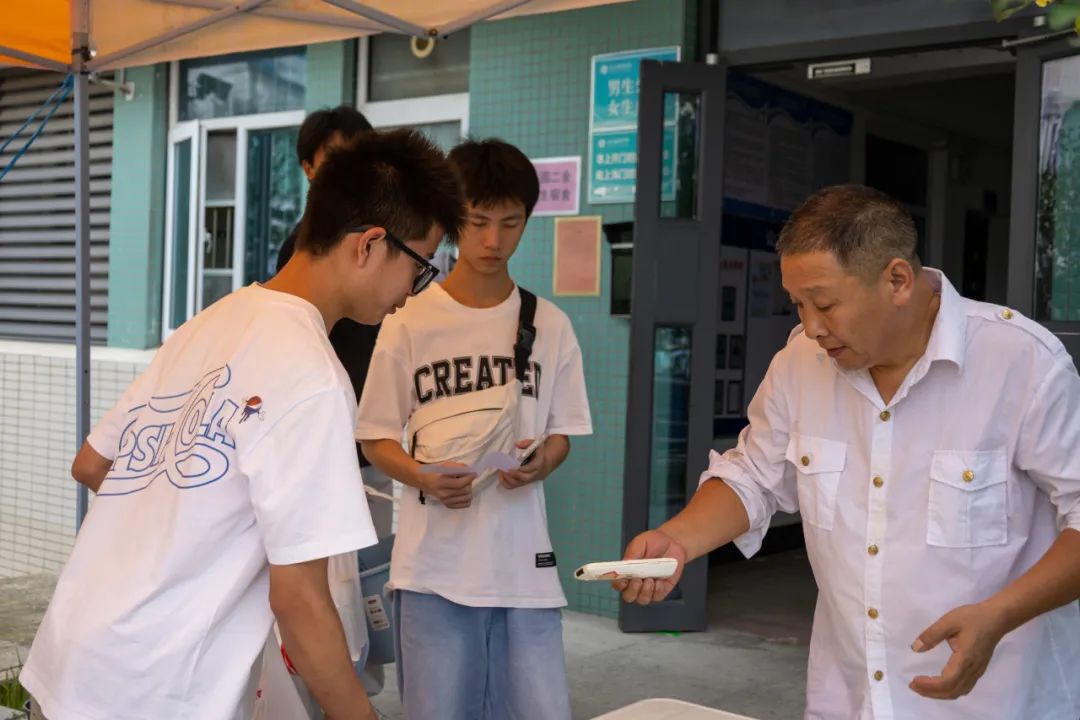 满“新”欢喜！长江职业学院喜迎2023新生！