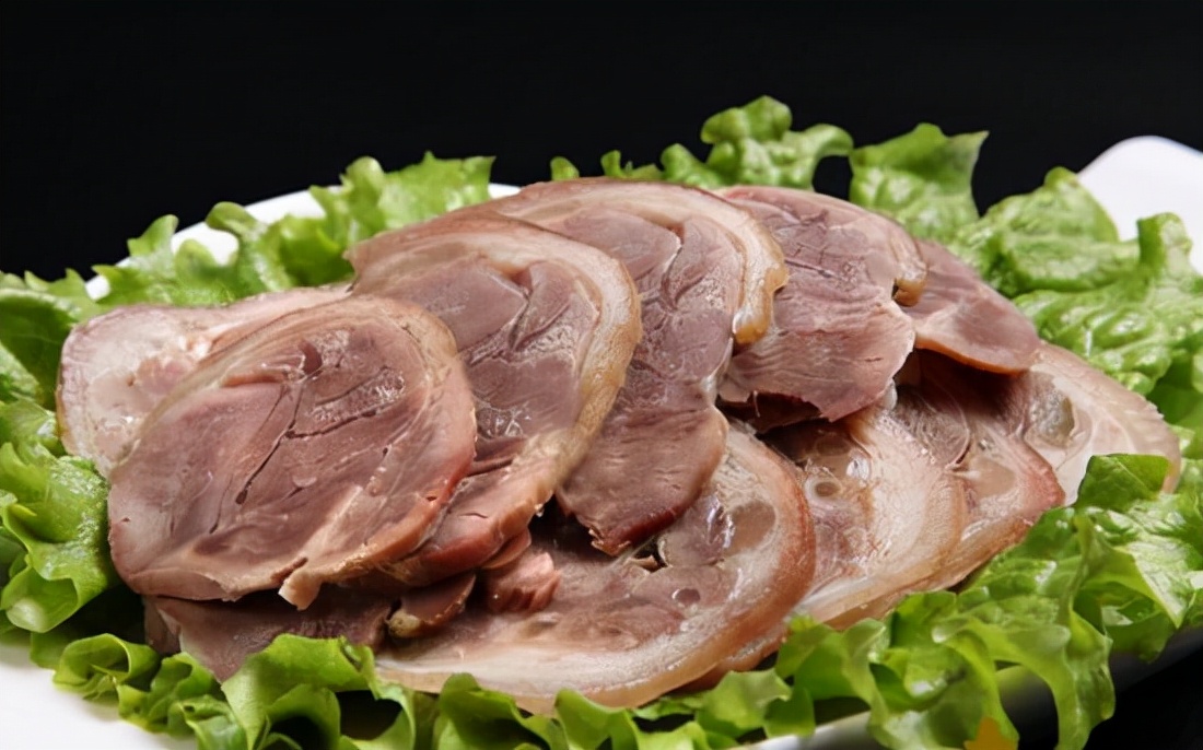 来哈尔滨没吃过花钱的烧烤,来哈尔滨带什么特产回去