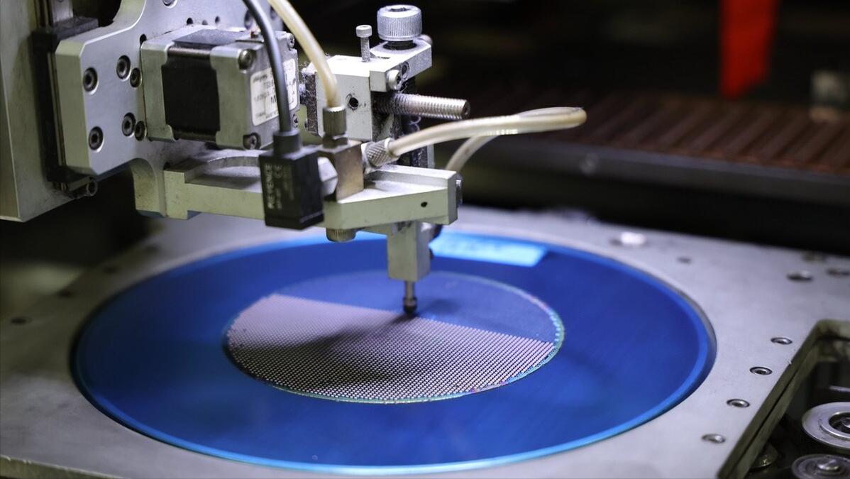 再便宜也不买了？韩国对中国出口暴跌，165万亿产品堆仓库没人要