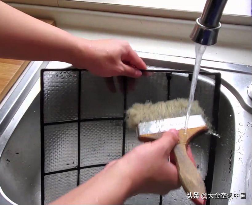 教你一分钟自己清洗空调,自己动手清洗空调说说
