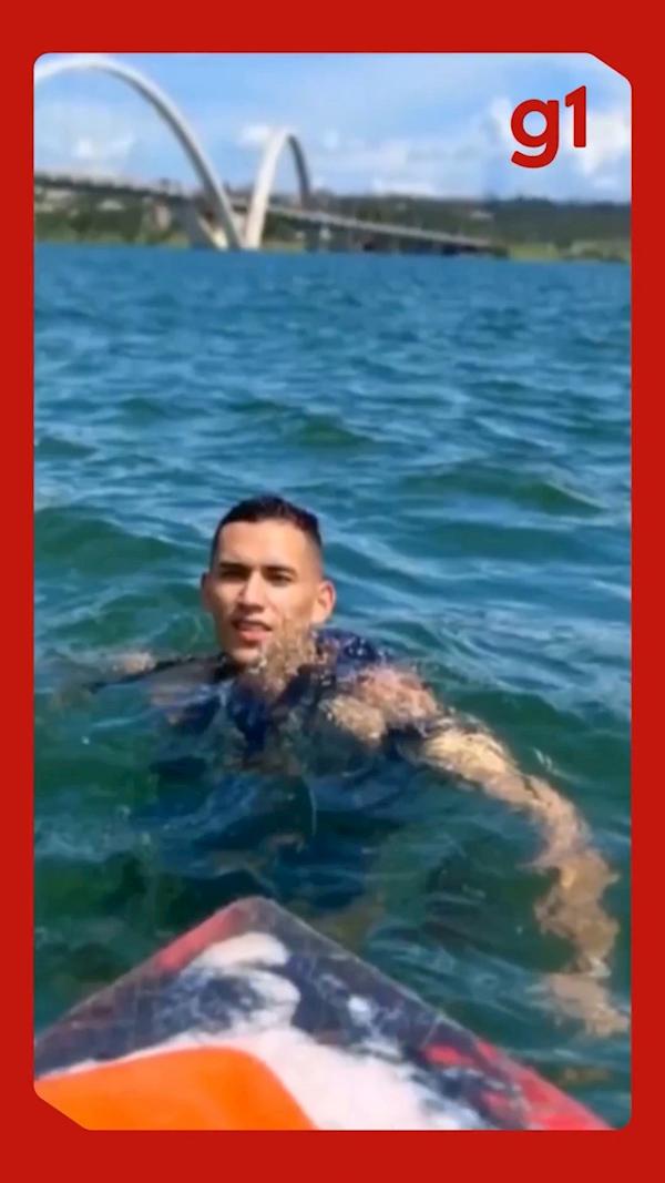 iphone11掉水里还能卖多少,iphone11掉水了马上捞出来