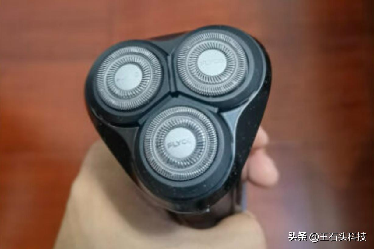 300左右的性价比高的飞利浦剃须刀,300元左右性价比高的剃须刀推荐