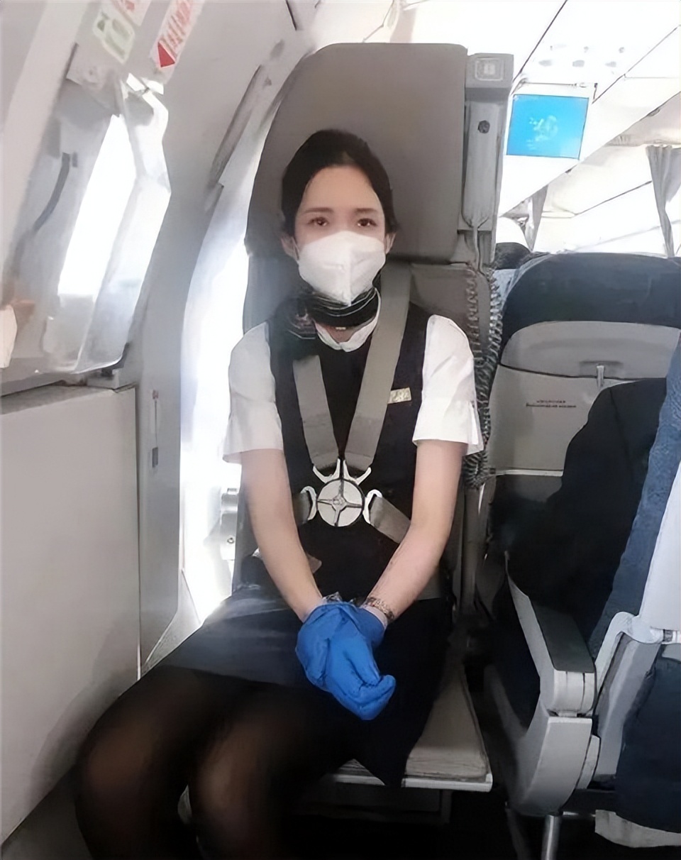 穷小子能追到空姐吗,追了五年才追到的空姐