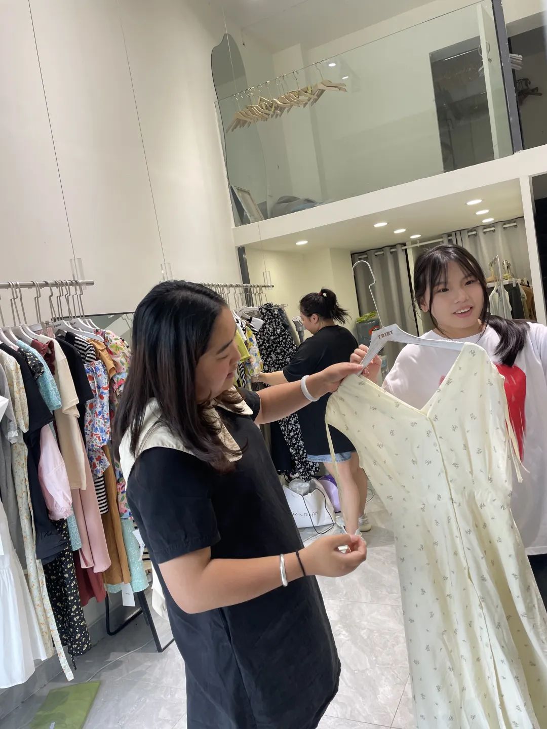 *款贷**也要再创业!在邛崃,创业有底气!