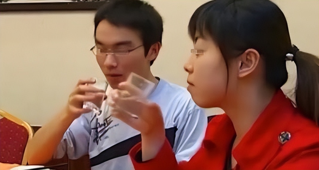 湖南喝酒不醉的女人刘静,湖南女子喝酒像喝水一样千杯不醉