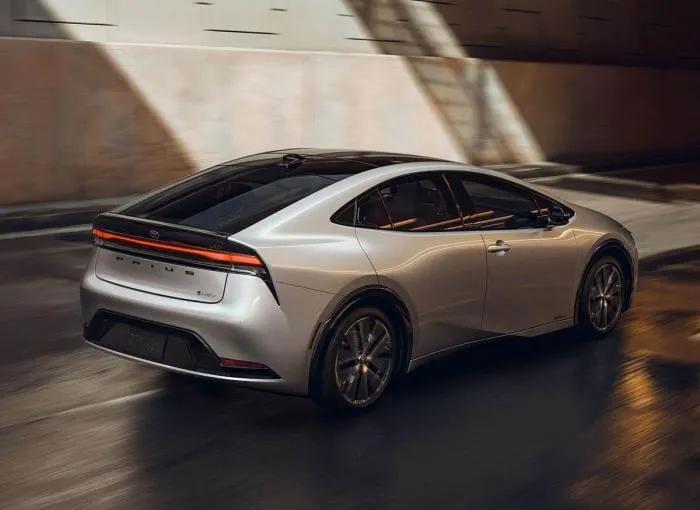 混合动力汽车普锐斯,丰田普锐斯是鼻祖