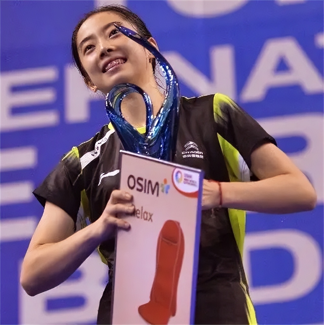 王适娴谌龙17岁,王适娴几岁和谌龙在一起的