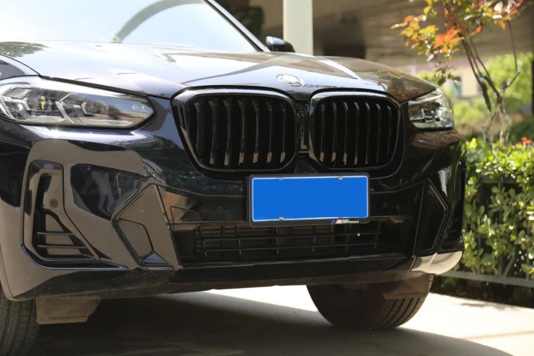 宝马x3改亮黑中网多少钱,宝马x3豪华版亮条改黑