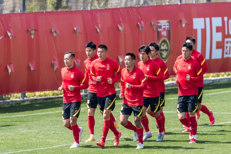 日本国家队男足名单本田圭佑,本田圭佑中国男足