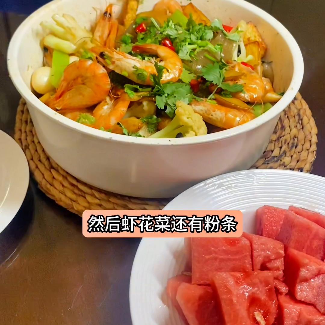 哈开了一家零食店。养老的好去处#零食