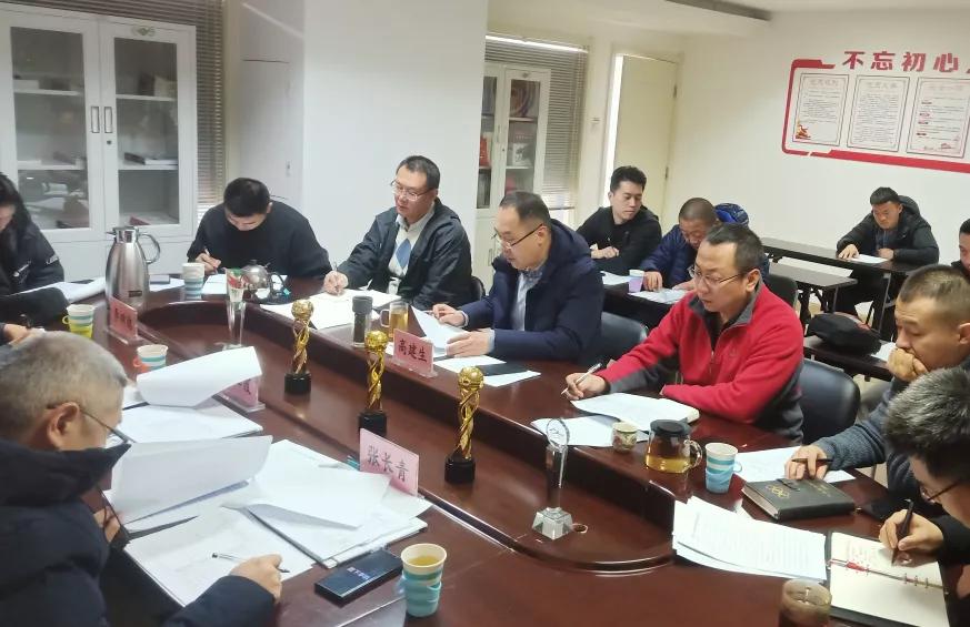 体育局领导调研体育工作,体育局召开参赛工作会议