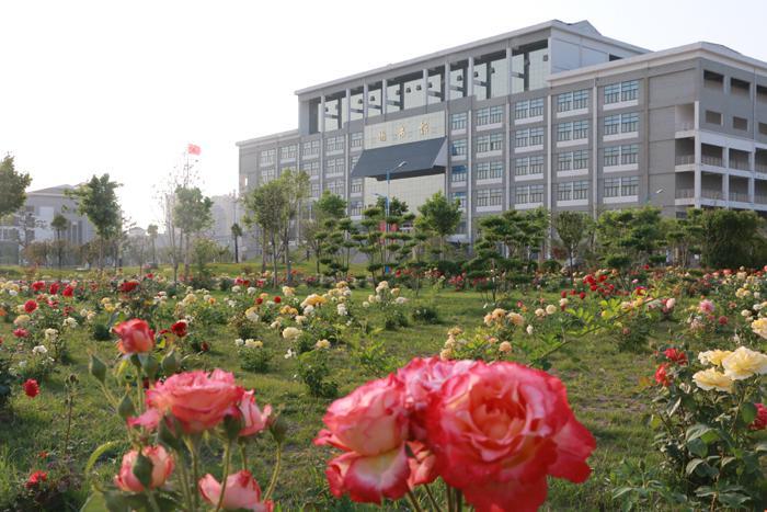 专科中的神仙学校——开封大学