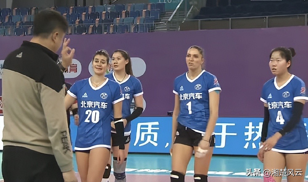 澶╂触濂虫帓3-0鎴樿儨涓婃捣濂虫帓棣栧彂闃靛,澶╂触濂虫帓3-0鎴樿儨涓婃捣濂虫帓涓汉鏁版嵁