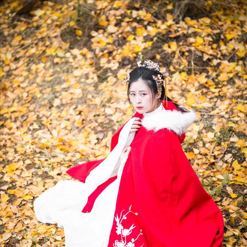 古风短篇故事：他以大婚逼我离开，却死在了大婚的当晚