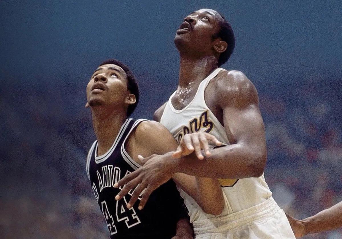 冰人乔治格文排位赛可以上巨星吗,冰人乔治格文nba2kol2徽章