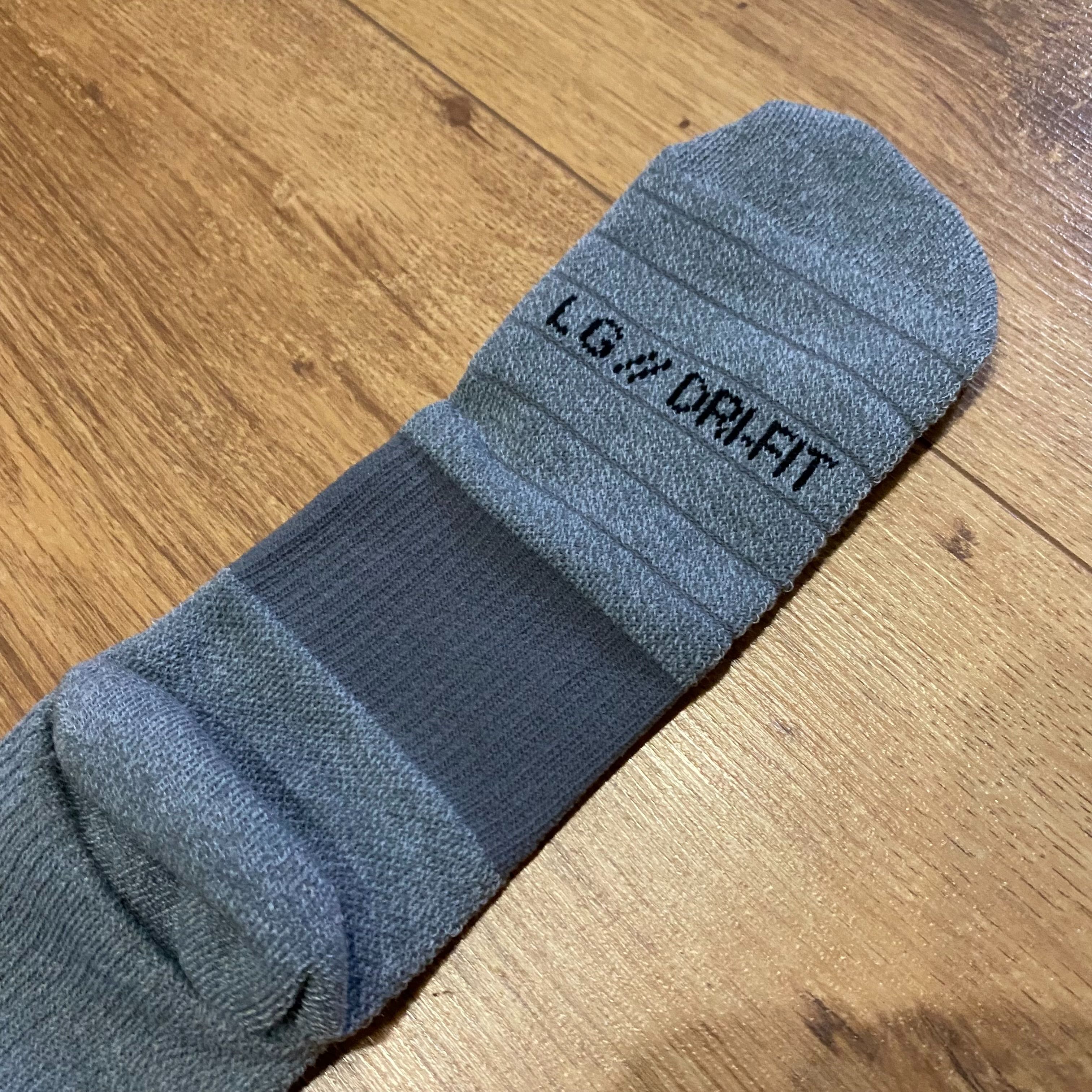 耐克跑步速干袜子正品,跑步袜推荐中长筒nike