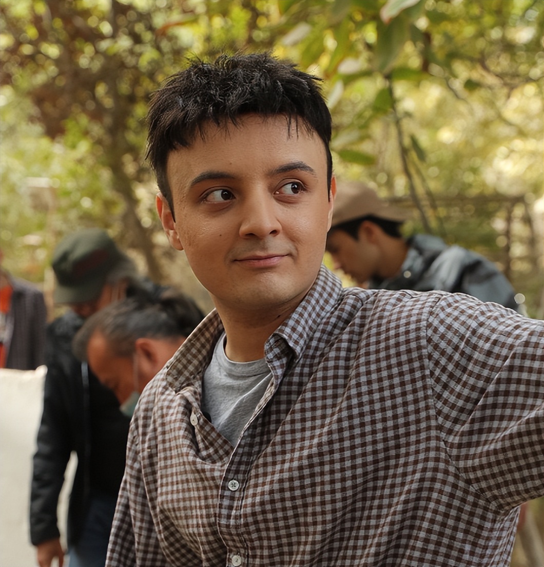 有种整容叫童星长大,阿尔法长大变帅了