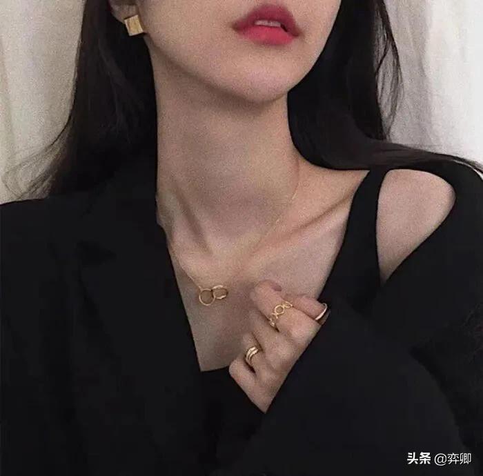 简单不失气质的游戏网名微信昵称,最好听的2字的微信网名女生