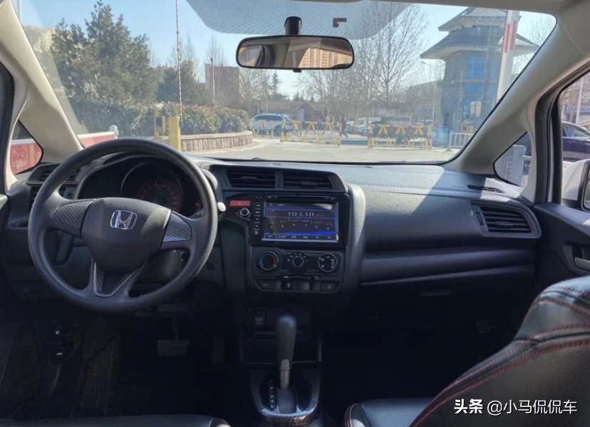 5万买二手飞度还是二手奥迪,5万买二手车飞度