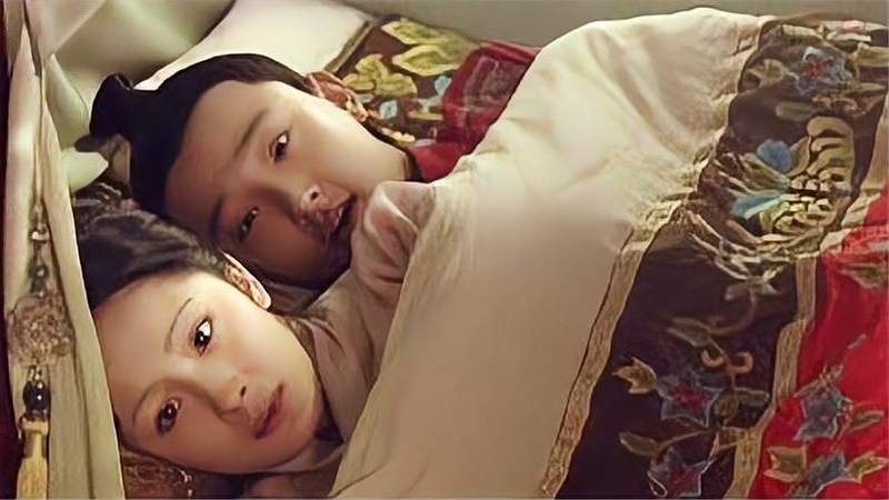 古人房中的“春凳”，一直沿用至今，老祖宗可太会享受了！