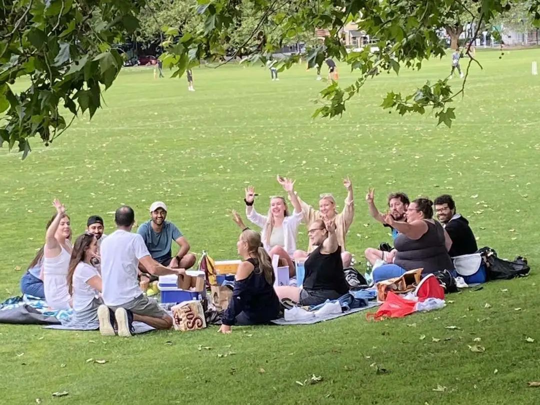 孙哥在新西兰:15岁退学,17岁生子,28岁出国,一小时挣200元