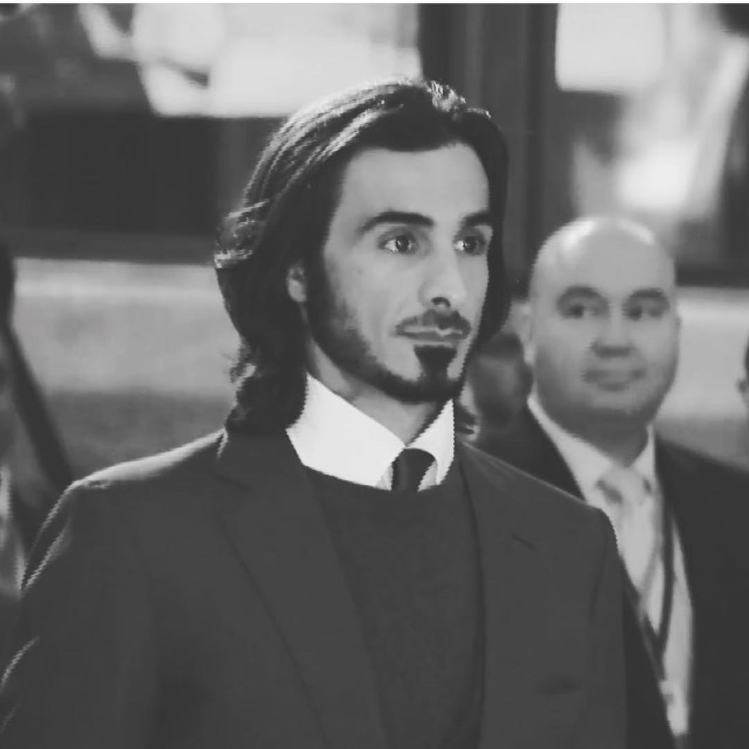 卡塔尔王子变装,卡塔尔王子换上现代装