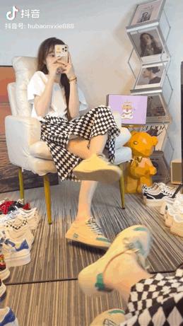 我访谈了十多家服装中小商家,发现他们的“抖音生意经”