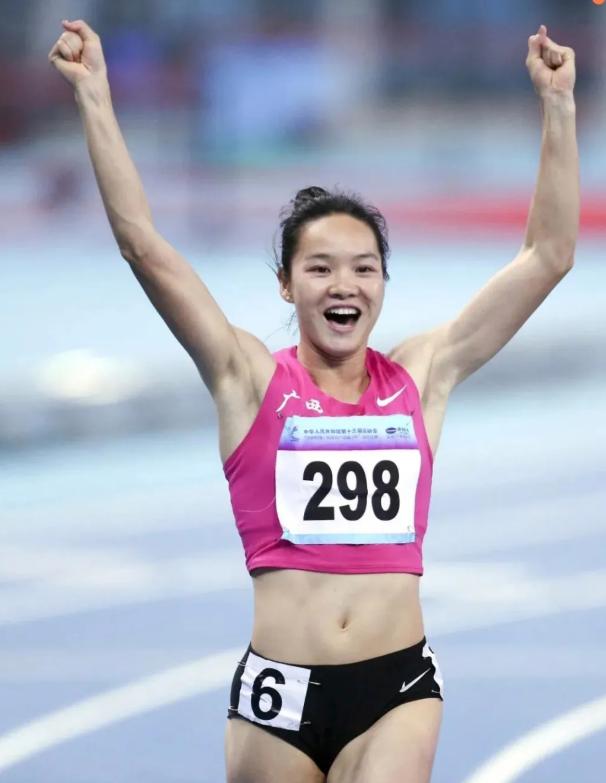 10秒06破青年纪录,苏炳添2021年几次破10秒