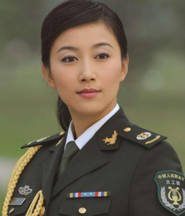 女演员丁柳元的抖音短视频,丁柳元惊艳写真集