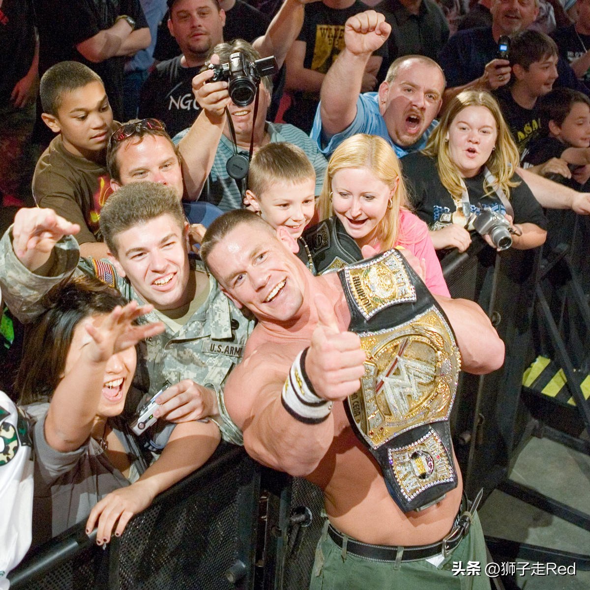 wwejohncena,约翰塞纳wwe中国行出场