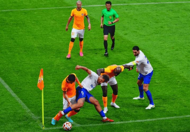 武磊最新比赛失误,武磊十二强对日本