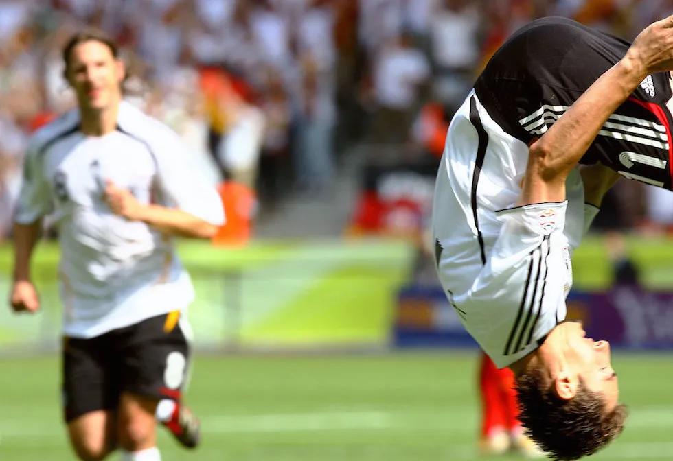 气势磅礴的德国战车,德国战车原地踏步