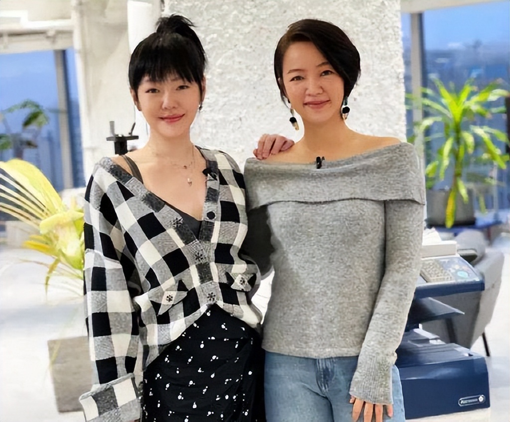 阿雅的人生巅峰,阿雅奇遇人生成功