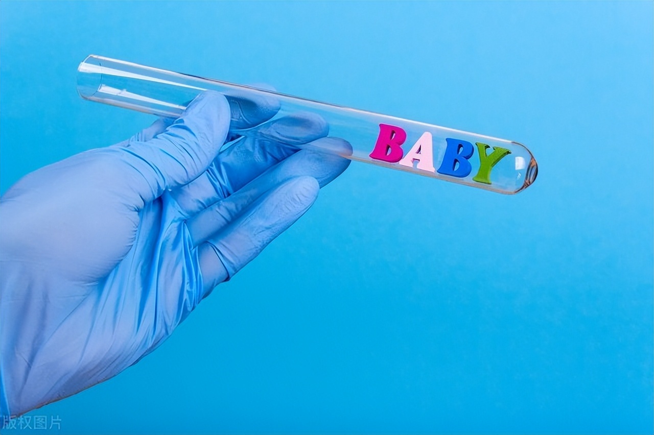 这世界太搞笑了！澳大利亚一男子非法捐精，致使60名孩子长相相似