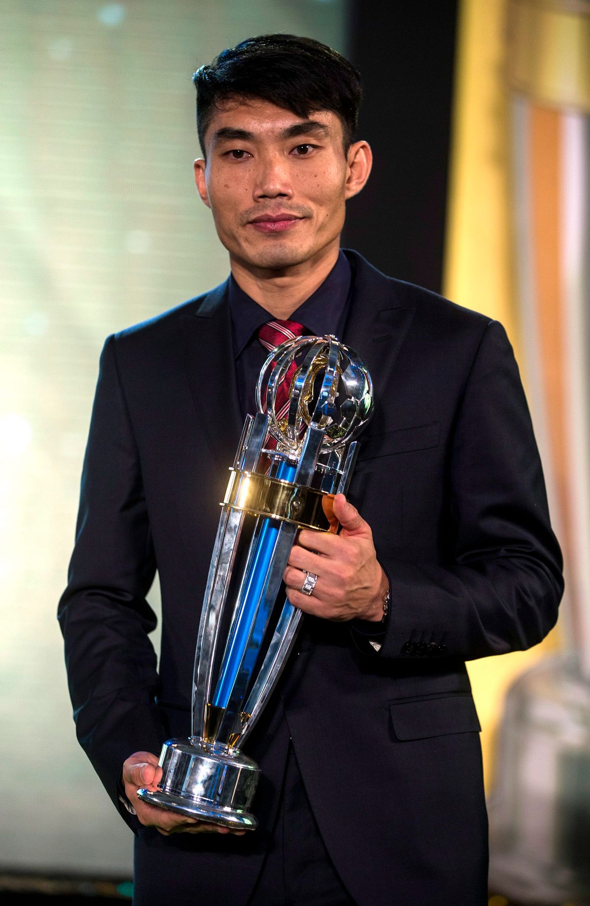 永远的中国队队长郑智,郑智永远的队长