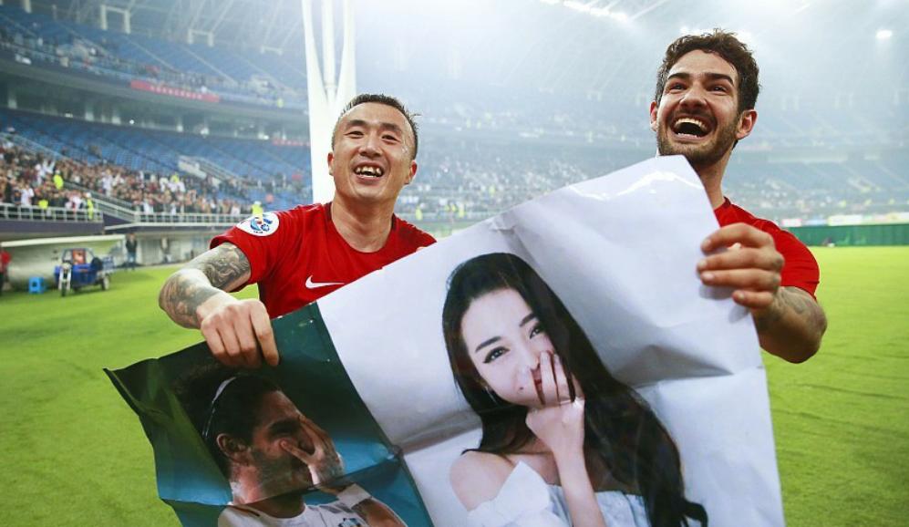 足坛十大昙花一现的球员,现役足球堕落天才