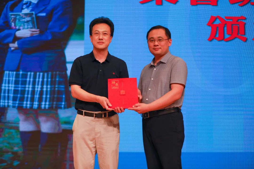 南京市第十三中学：一天之内，江苏省“985”高校在十三中开课