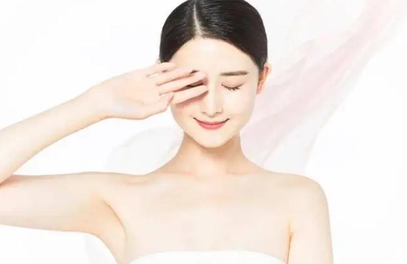 黄皮女生美白的正确思路,让黄皮变白的护肤方法是什么