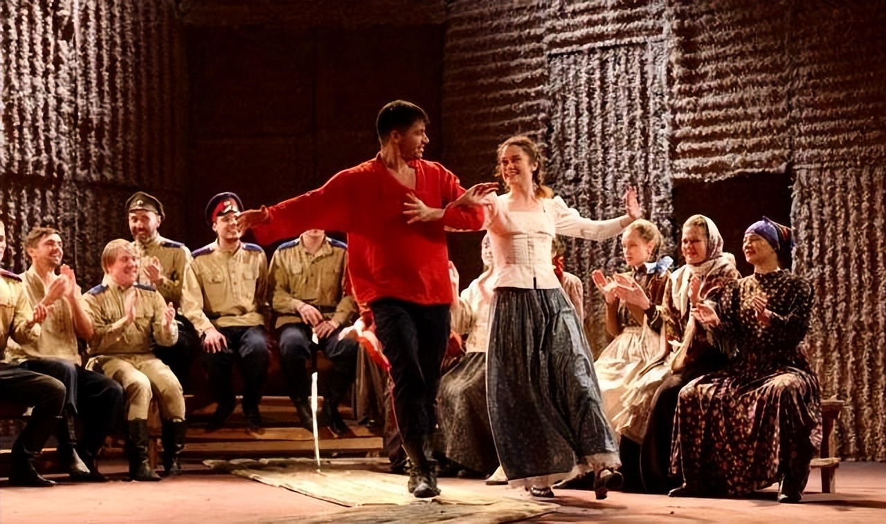 《静静的顿河》中鱼的意象:性的隐喻与叛逆的觉醒