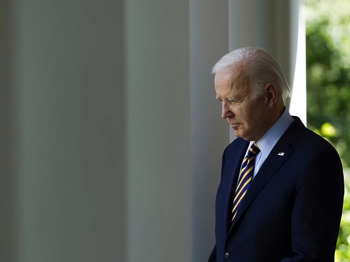 以军持续无差别轰炸,以军发动“最猛烈”轰炸