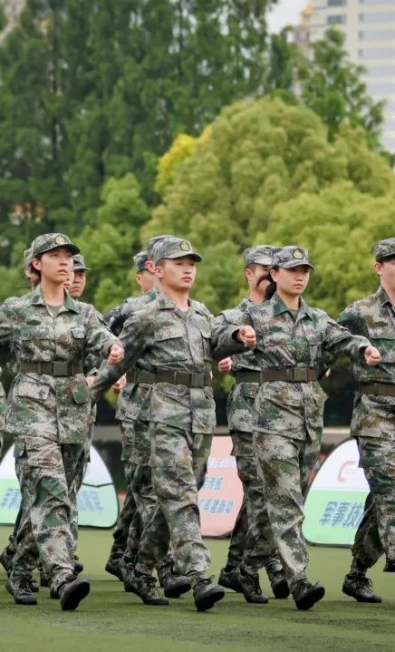 徐汇的“戎耀们”，归来仍是“最可爱的人”