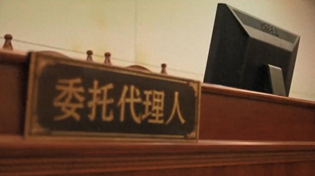 2015年男子64万存款被盗刷，银行称与它无关，法官听后当场重判