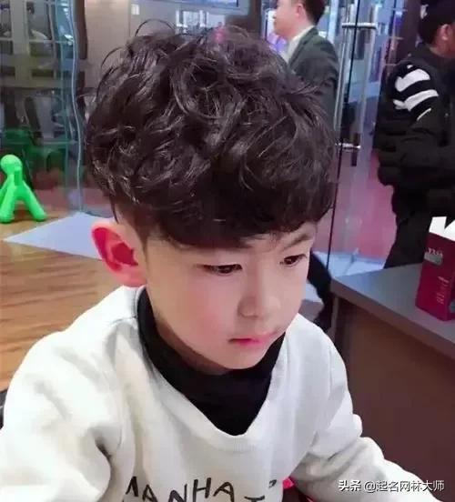 500个有诗意的男孩女孩名字,越叫越大气的小名