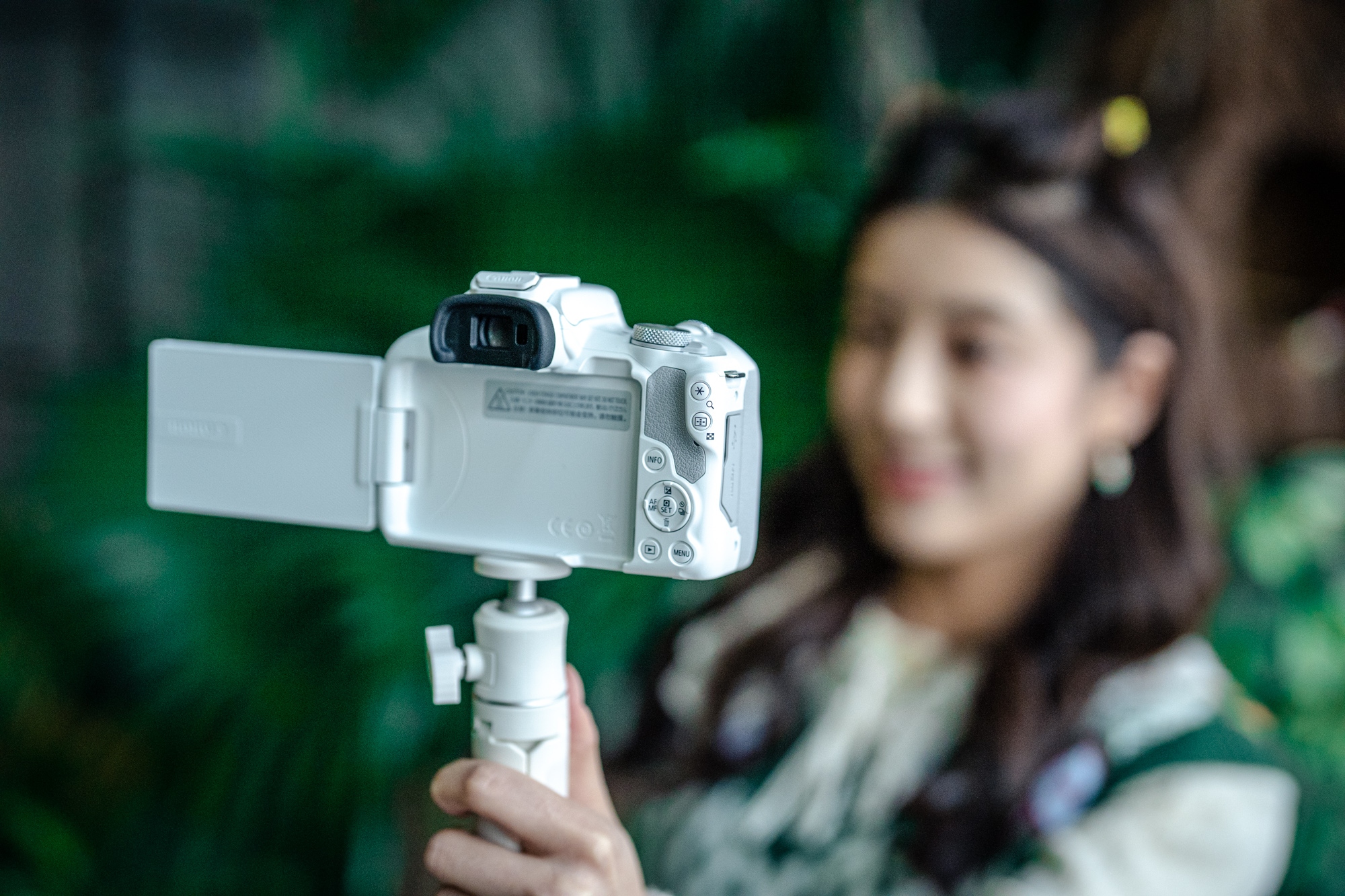 佳能eosr50详细介绍,佳能EosR50优缺点