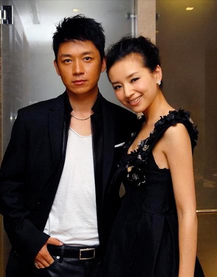 沉寂多年潘粤明中年逆袭,潘粤明离婚后的现状