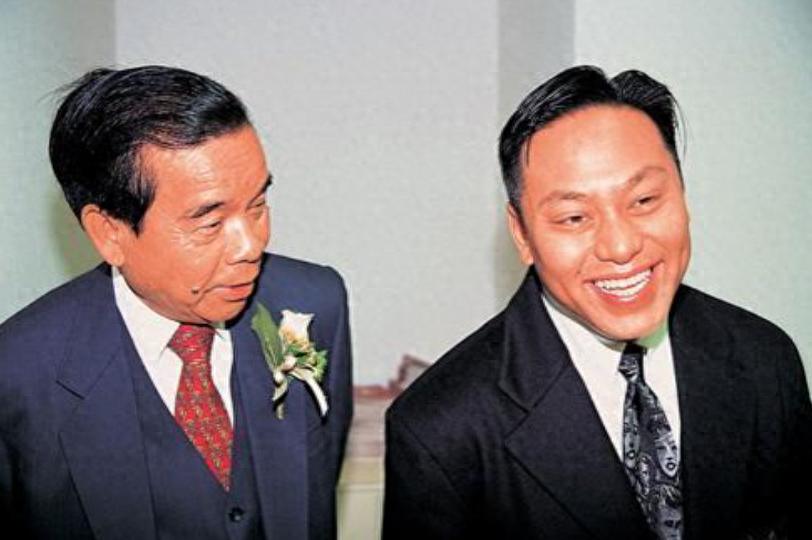 狂野夜晚：张凯丽与罗兆辉的惊人秘密揭晓！