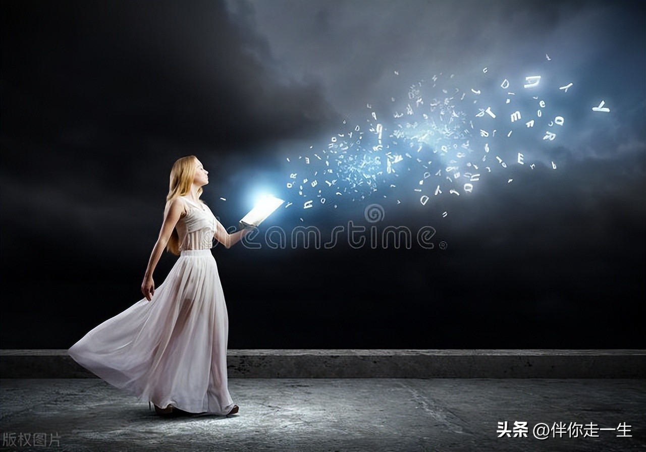 #12306回应女子脱鞋脚放小桌板：姑娘，真正的教养是让人感到舒服