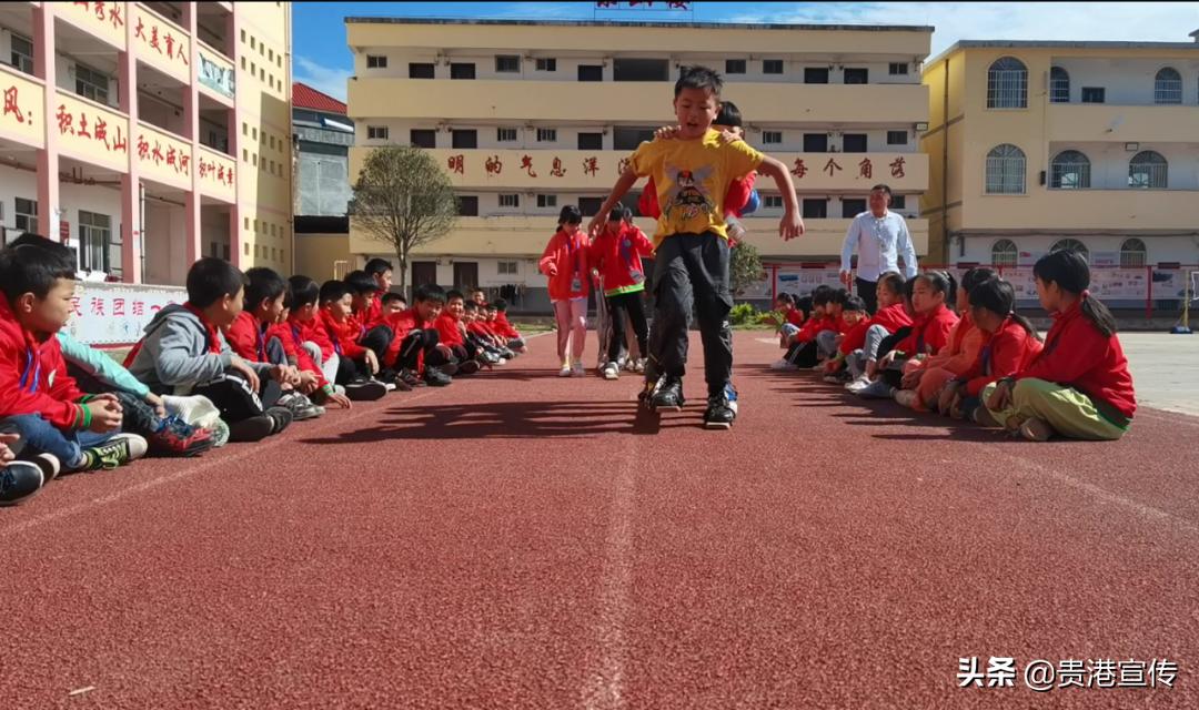 大鹏中心小学温逸宏,大鹏中心小学陈小波